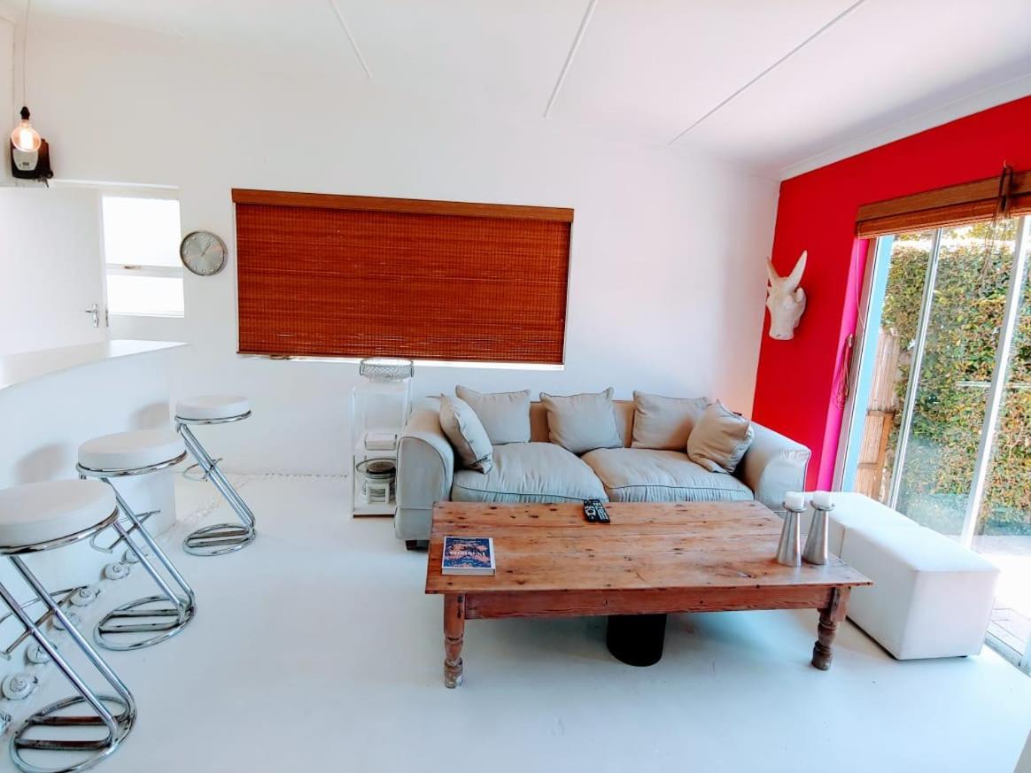 Bamboo Beach Seaside House Hotel เฮอร์มานุส ภายนอก รูปภาพ
